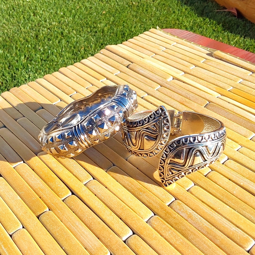 Metal Silver Geometric Design Clasp Apart Chunky Bracelets